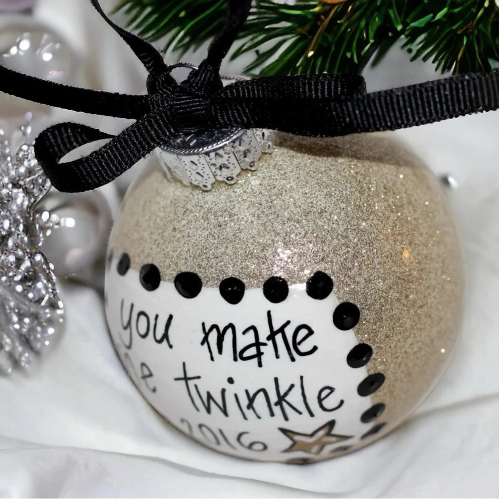 Christmas Ornament: 